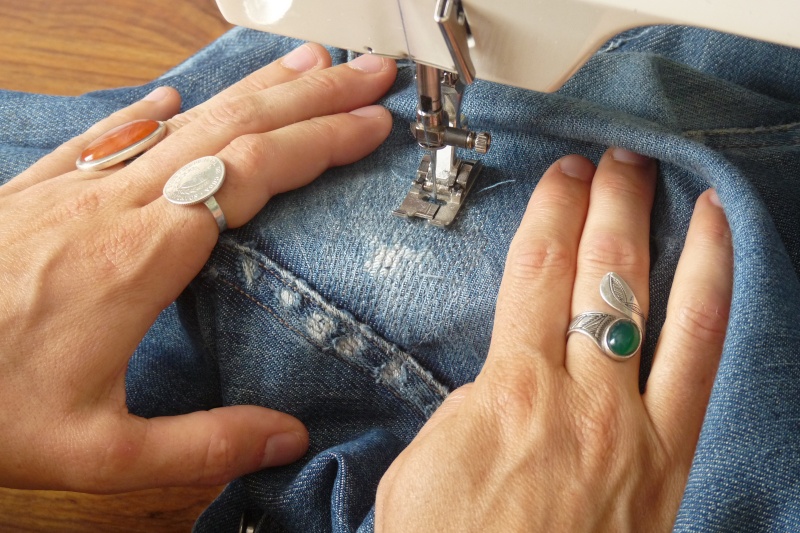 Réparer un trou de jean